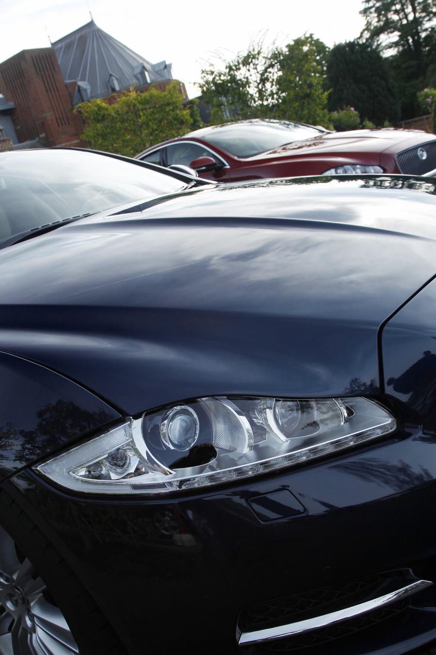  Jaguar XJ 2012 года  (UK) (фото 81 из 121)